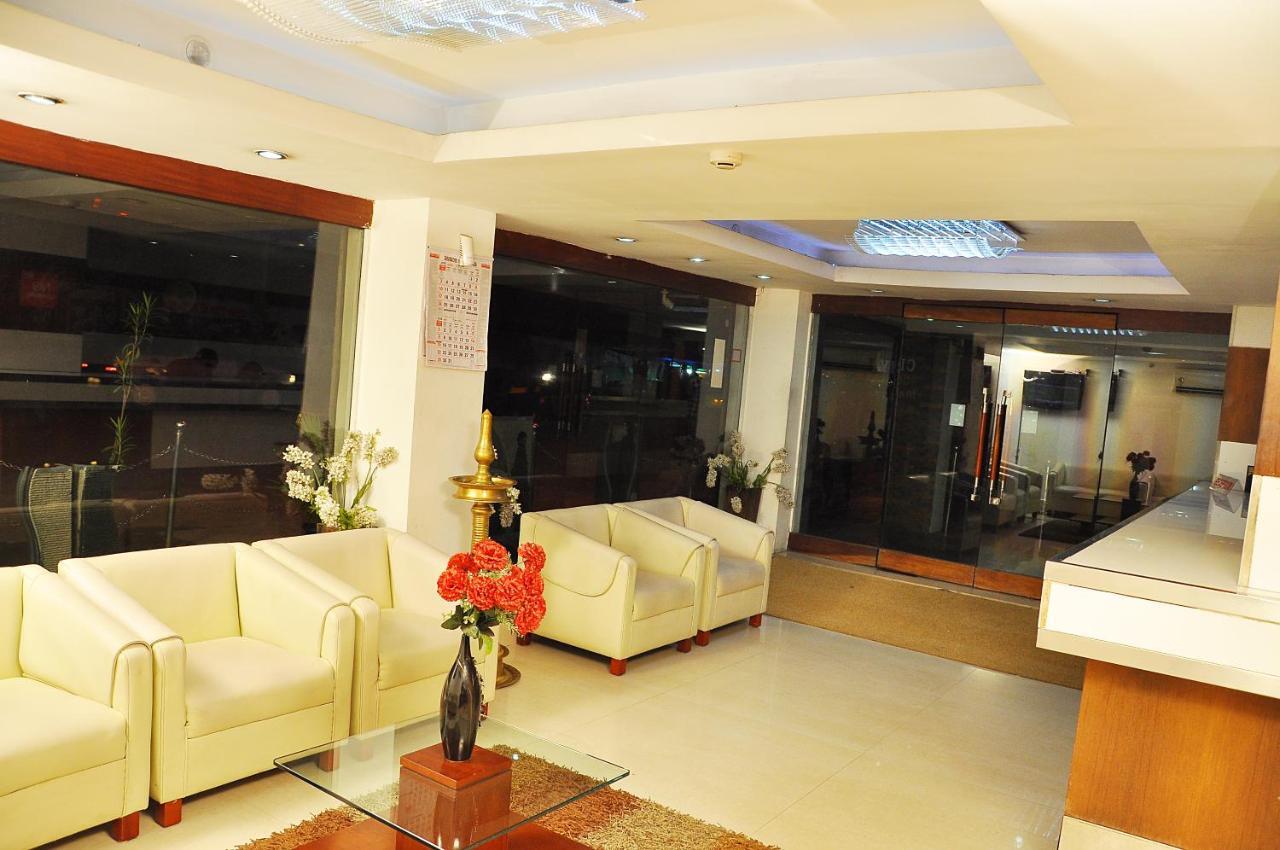 Hotel Luciya Kochi Exterior foto